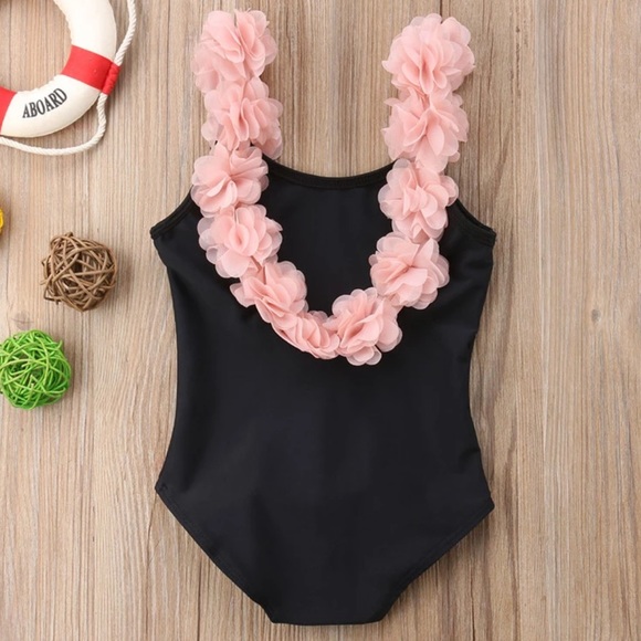 Other - Gorgeous black pink flowers girls swimsuit 6-7 Other - Gorgeous black pink flowers girls swimsuit 6-7